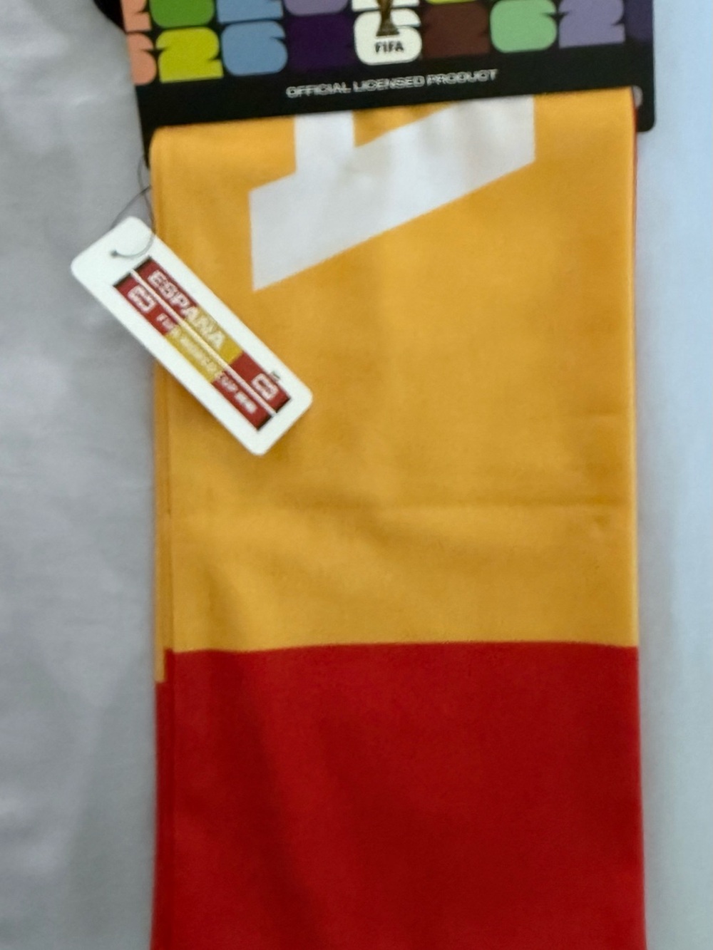Spain Soccer Fan Pack - FIFA Scarf, Hoodie Spain Flag, Socks & bracelet (NEW) - Picture 3 of 8